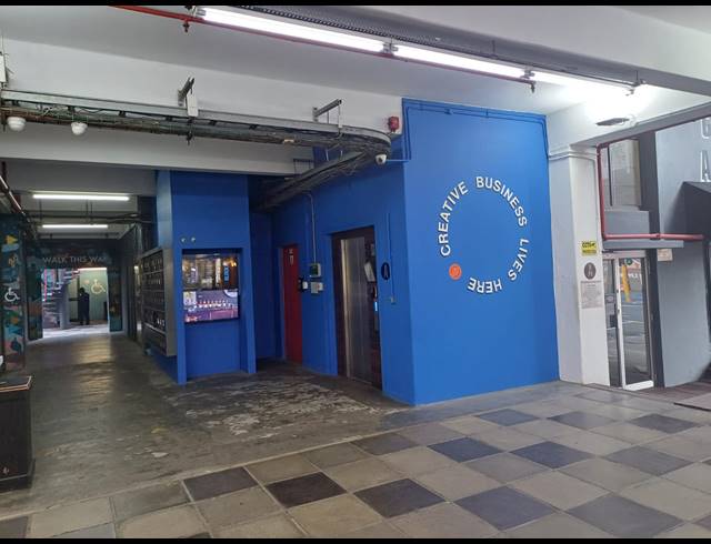 55M² RETAIL TO LET IN WOODSTOCK